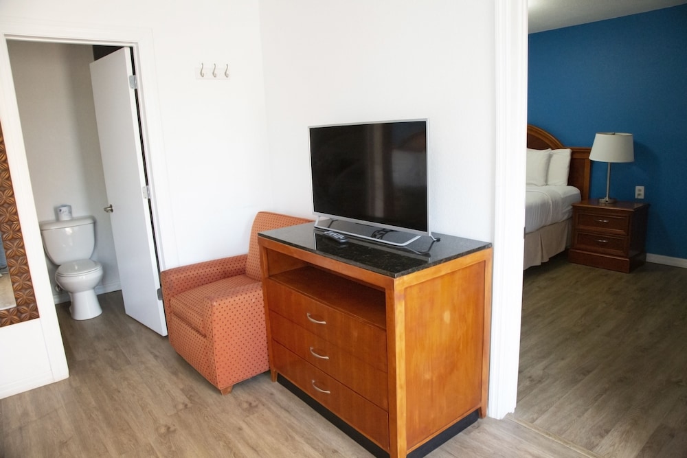 2 Beds With Balcony - Photo 5