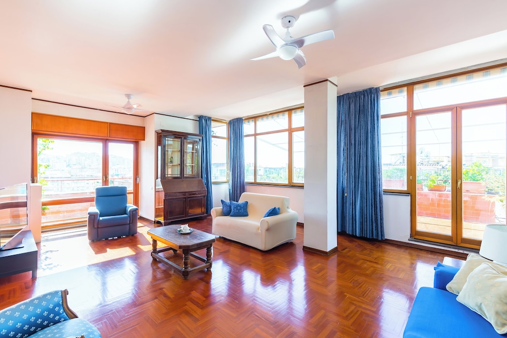 Apartment (2 Bedrooms)
