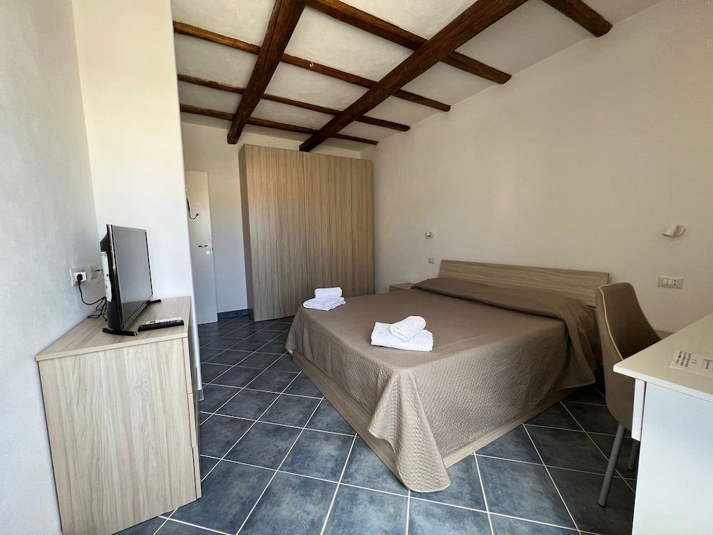 Deluxe Apartment, City View
