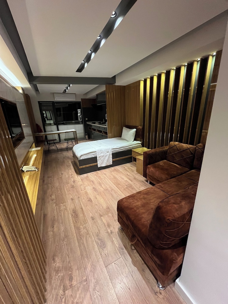 Suite, 1 Bedroom photo 3