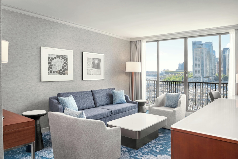 Junior Suite, 1 Bedroom - Photo 1