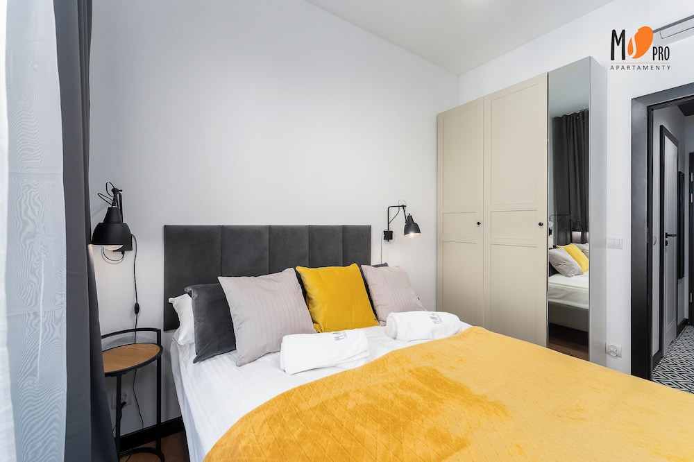 Premium Apartment, 1 Bedroom, Garden View photo 3