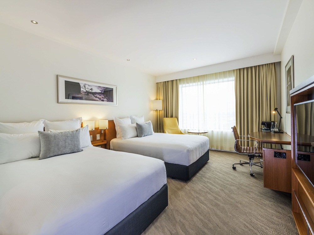 Executive Double Room, 2 Double Beds - Photo 1