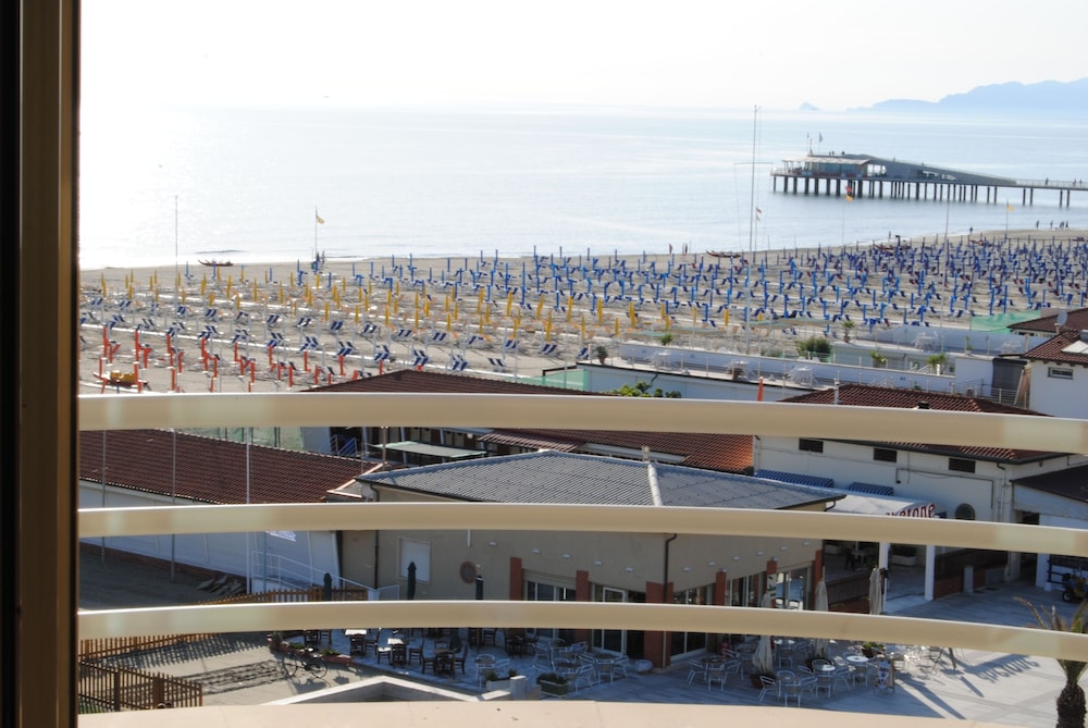 Double or Twin Room, Sea View photo 2
