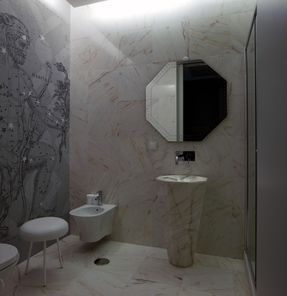 Deluxe Suite photo 2
