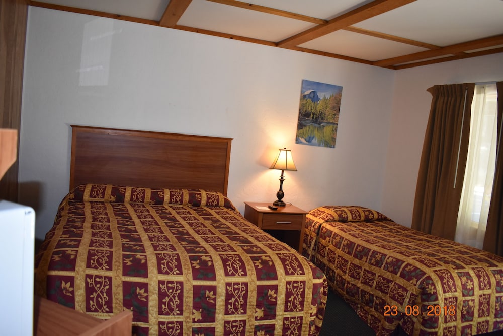 Standard Room, Multiple Beds