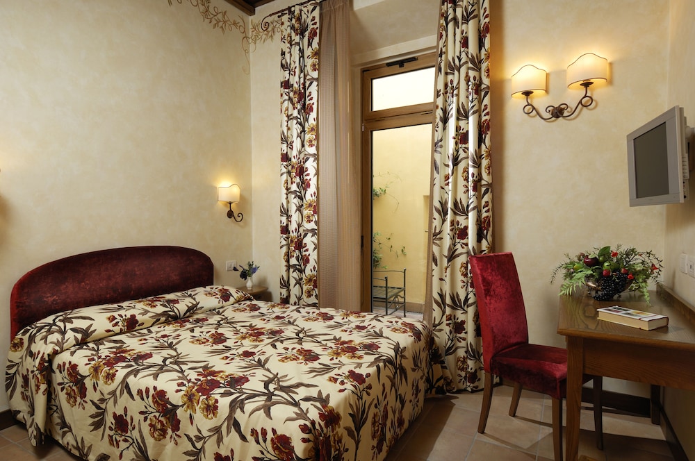 Superior Double Room photo 2