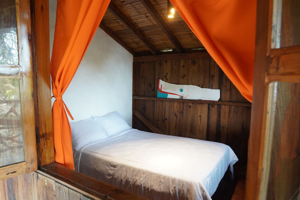Economy Double Room, Shared Bathroom photo 1