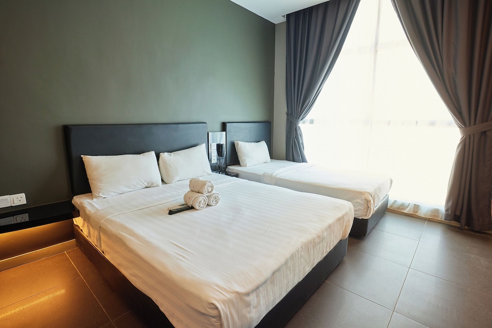 Premier Grand Deluxe