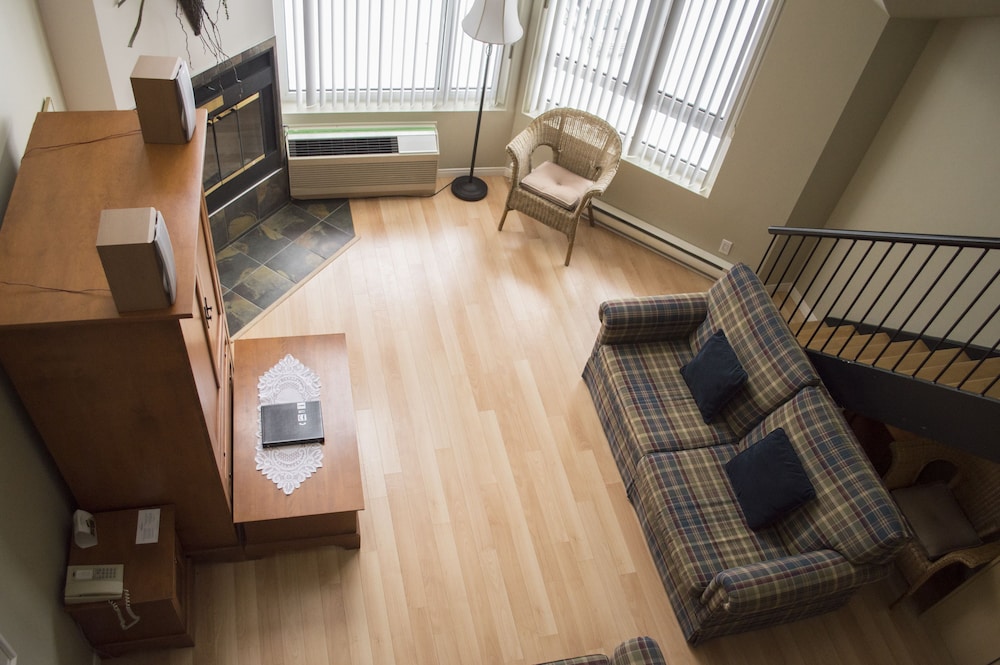 Basic Condo, 1 Bedroom (Mezzanine - Ski-in/Ski-out) photo 3