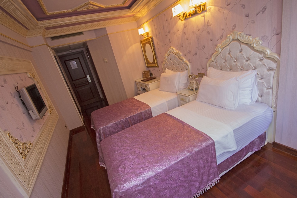 Deluxe Room, 2 Twin Beds photo 1