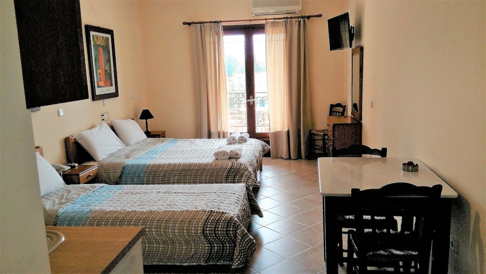 Studio for 2 people