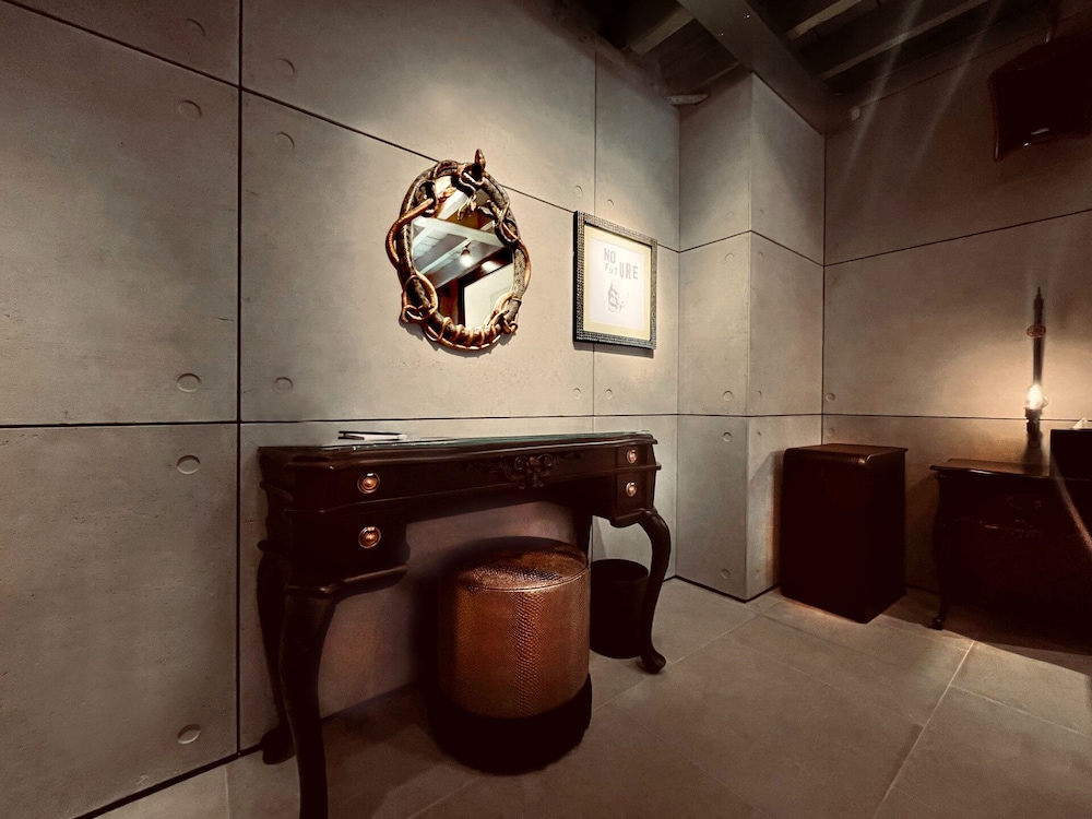 Signature Apartment photo 3