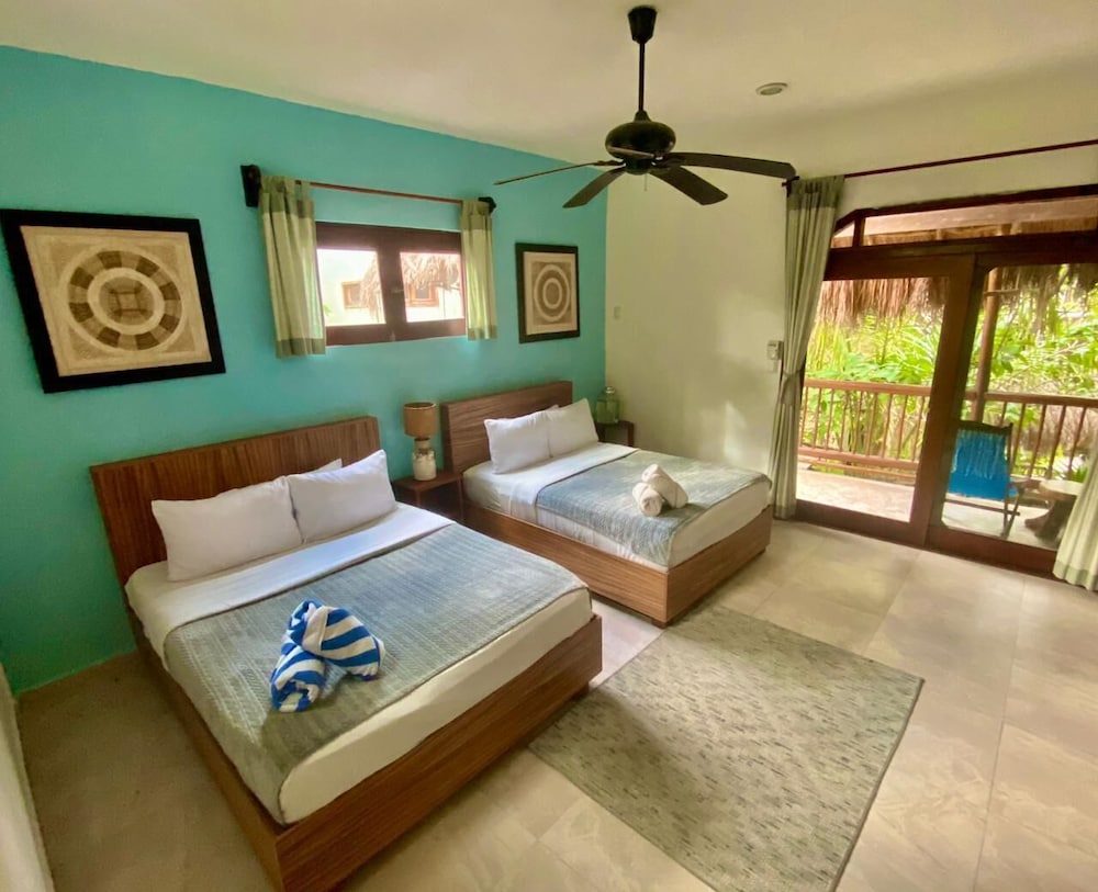 Garden Room 2 Queen Beds Tucan
