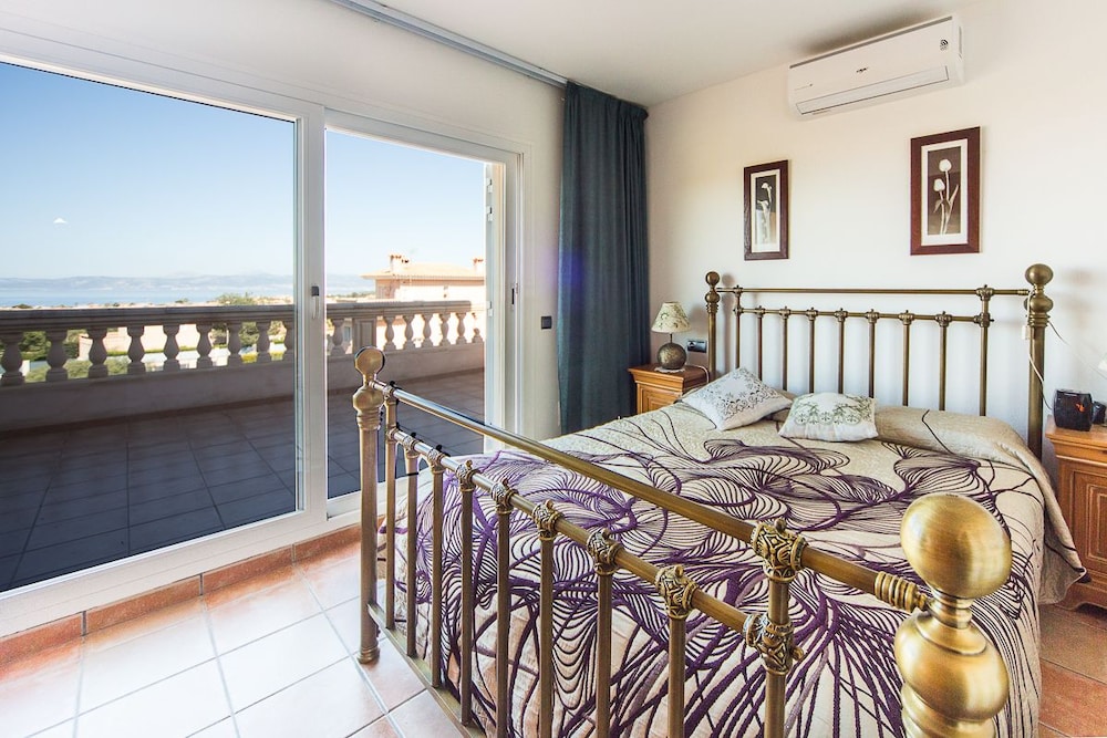 Villa, 3 Habitaciones, Piscina Privada, Vista al Mar