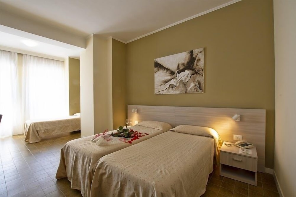 Standard Quadruple Room, 1 Bedroom photo 3