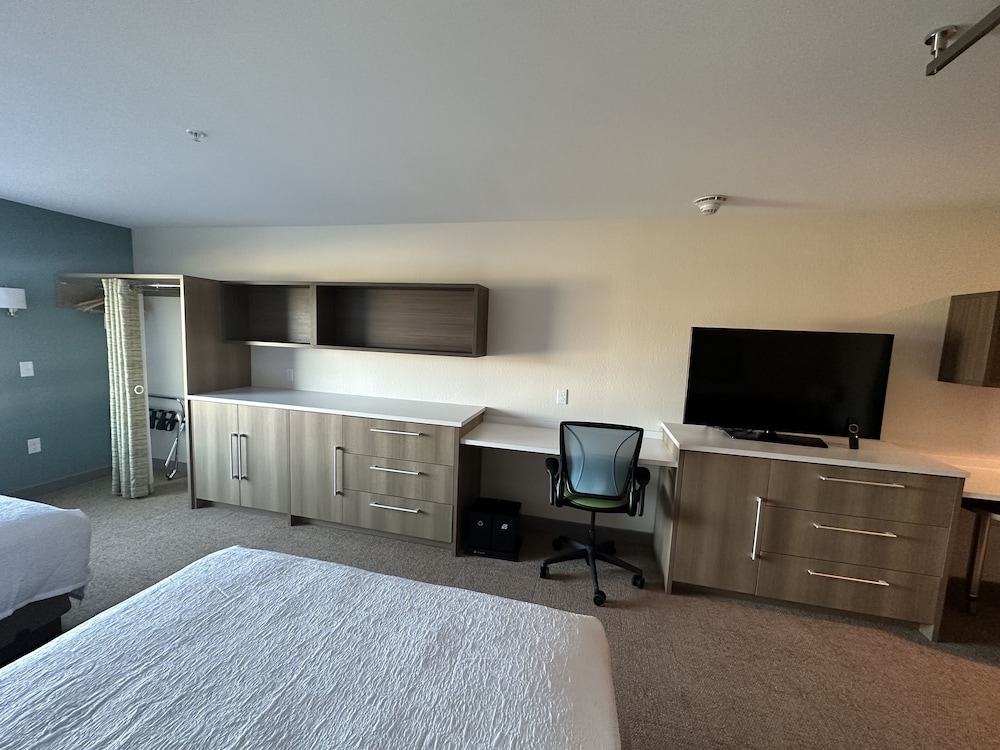 Studio Suite, 2 Queen Beds, Accessible, Bathtub - Photo 1