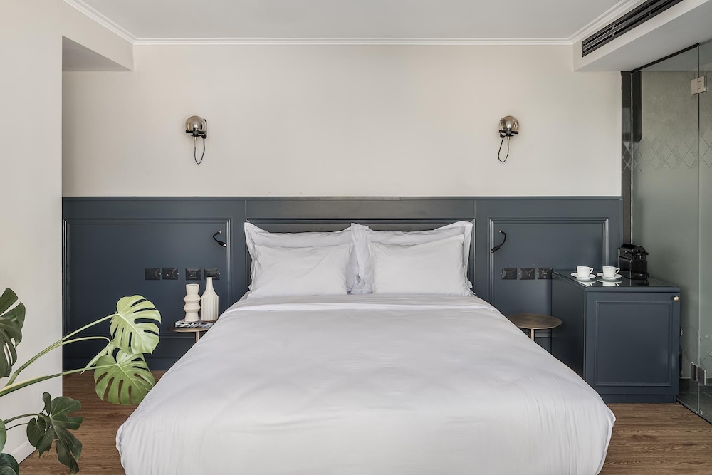 Deluxe Room - Photo 2