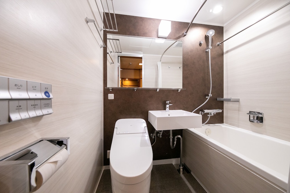 Japanese Style Room for 1-3 Guests with private bathroom, Non Smoking photo 2