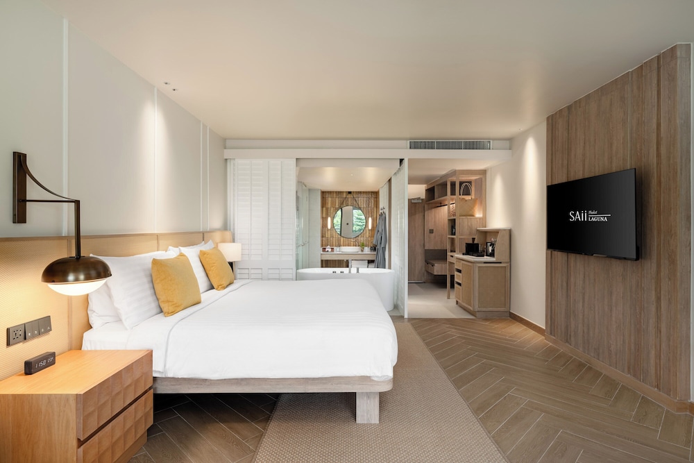 Club Room, 1 King Bed, Ocean View
