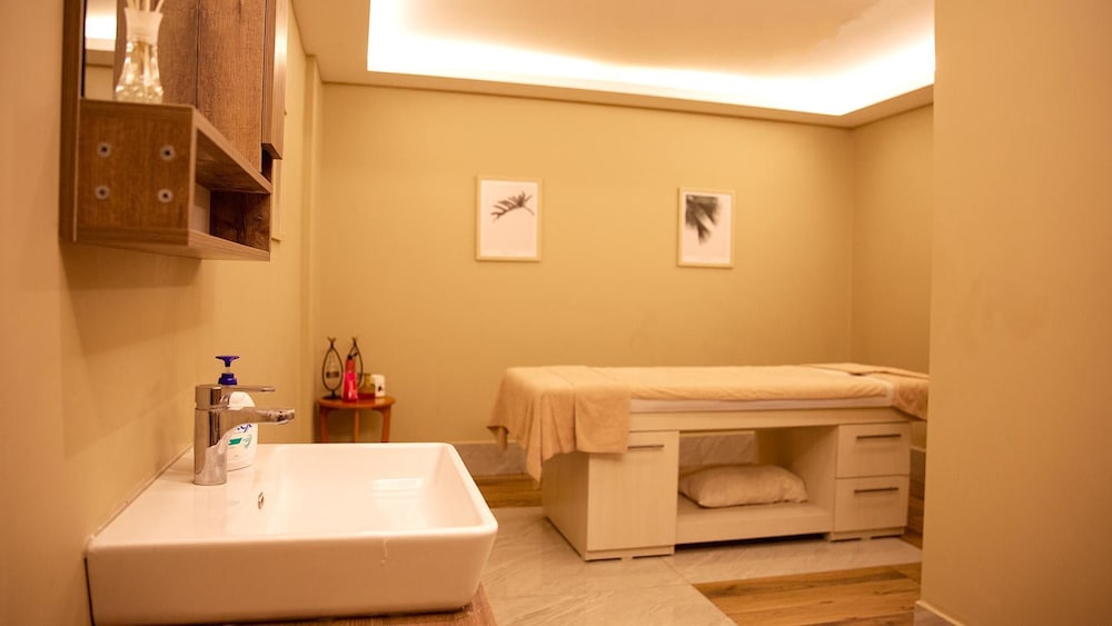 Basic Room, 1 Bedroom, City View photo 2