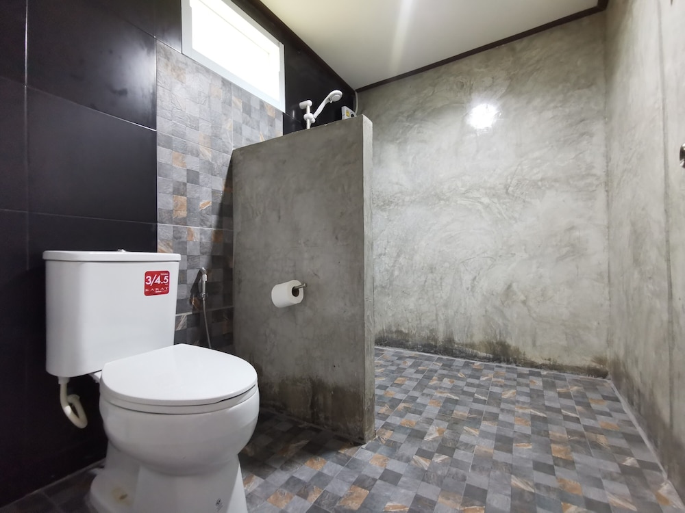 Standard Double Room - Photo 5