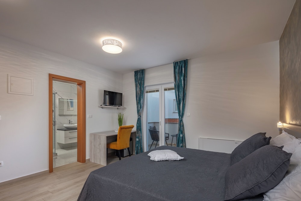 Family Room, 1 Bedroom, Sea Facing (Family Resort Santa Maria Ii Room 202)