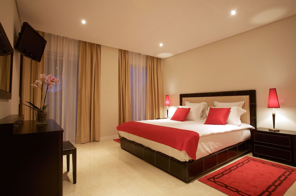Luxury Suite, 2 Bedrooms - Photo 1