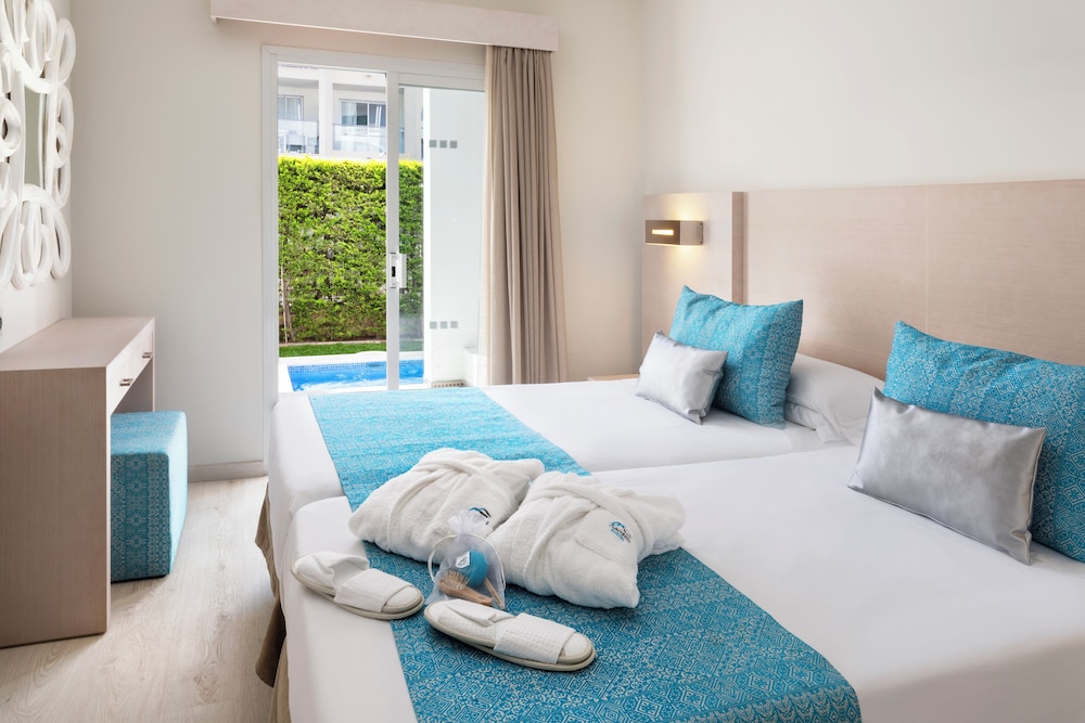 Premium Hydro Spa One Bedroom Apartment - Photo 5