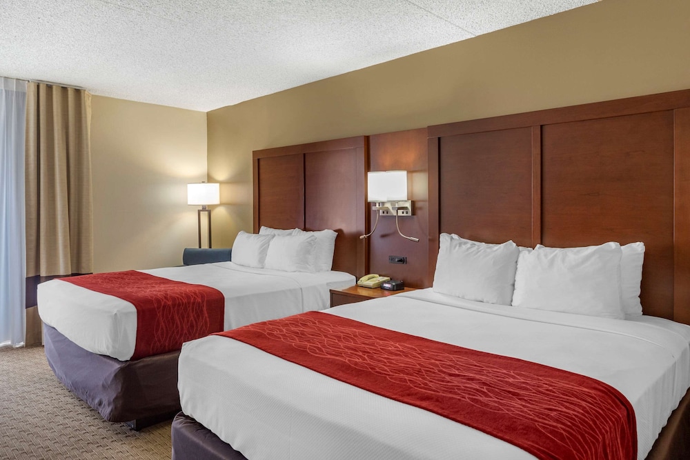 Room, 2 Queen Beds, Non Smoking - Photo 1
