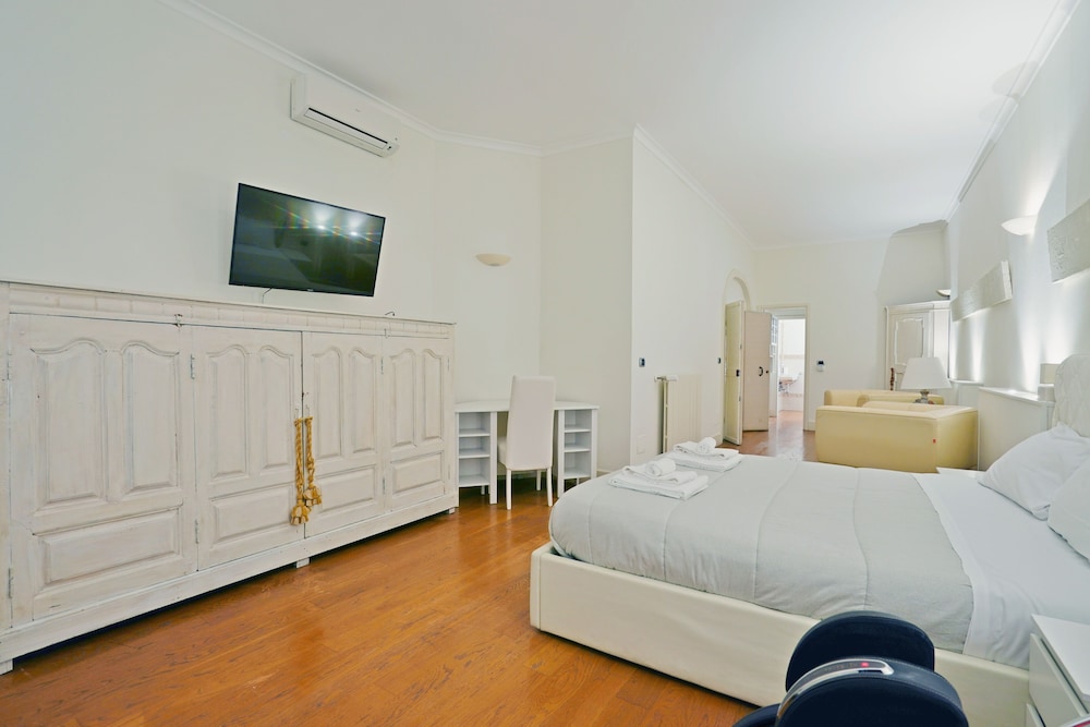 Junior Studio Suite photo 3
