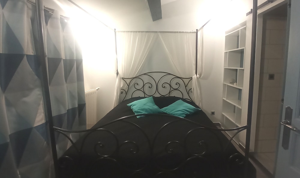 Duplex photo 1