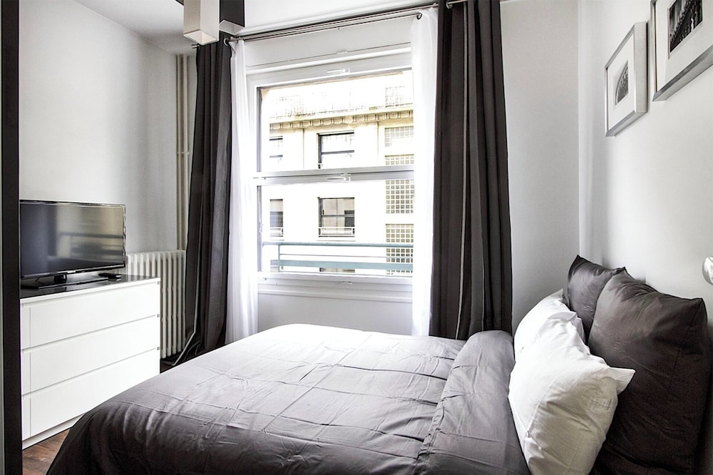 Signature Apartment