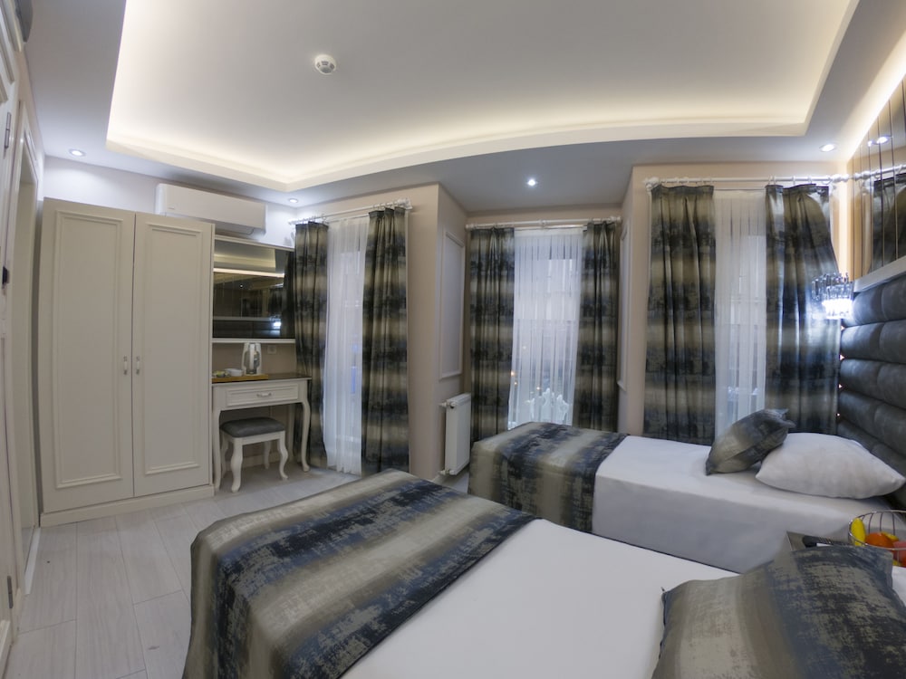 Comfort Twin Room photo 3