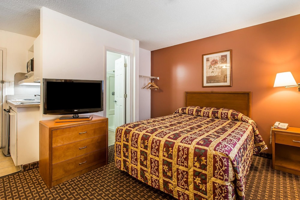 Twin Room, 2 Twin Beds, Non Smoking - Photo 2