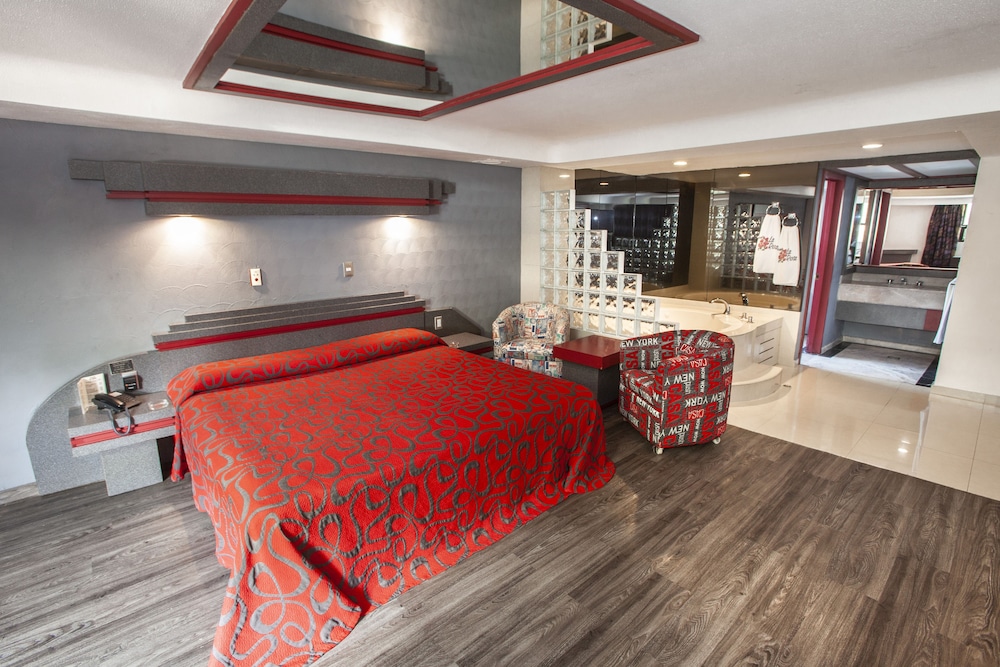 Deluxe Room, 1 King Bed, Non Smoking
