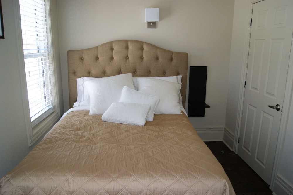 Executive Apartment, 2 Bedrooms, Kitchen, City View