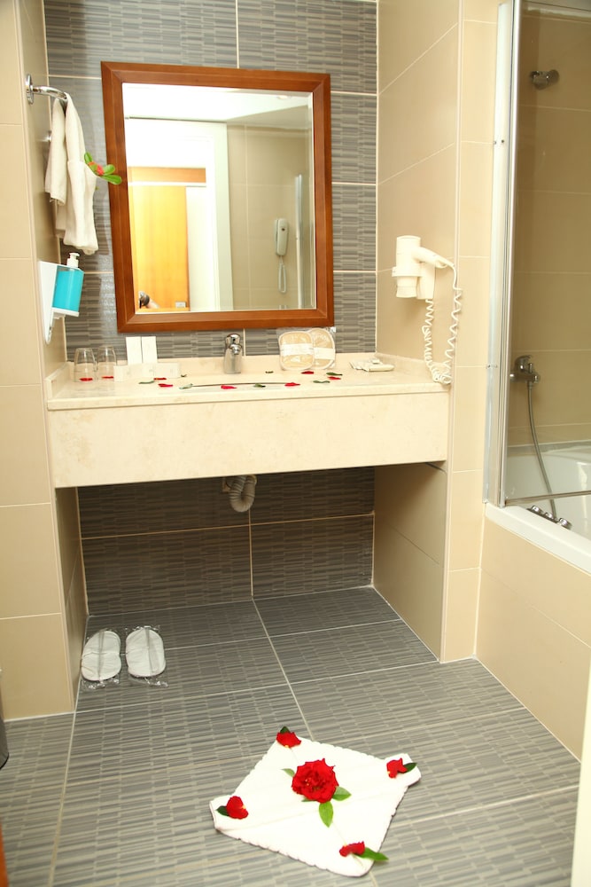 Standard Room photo 2