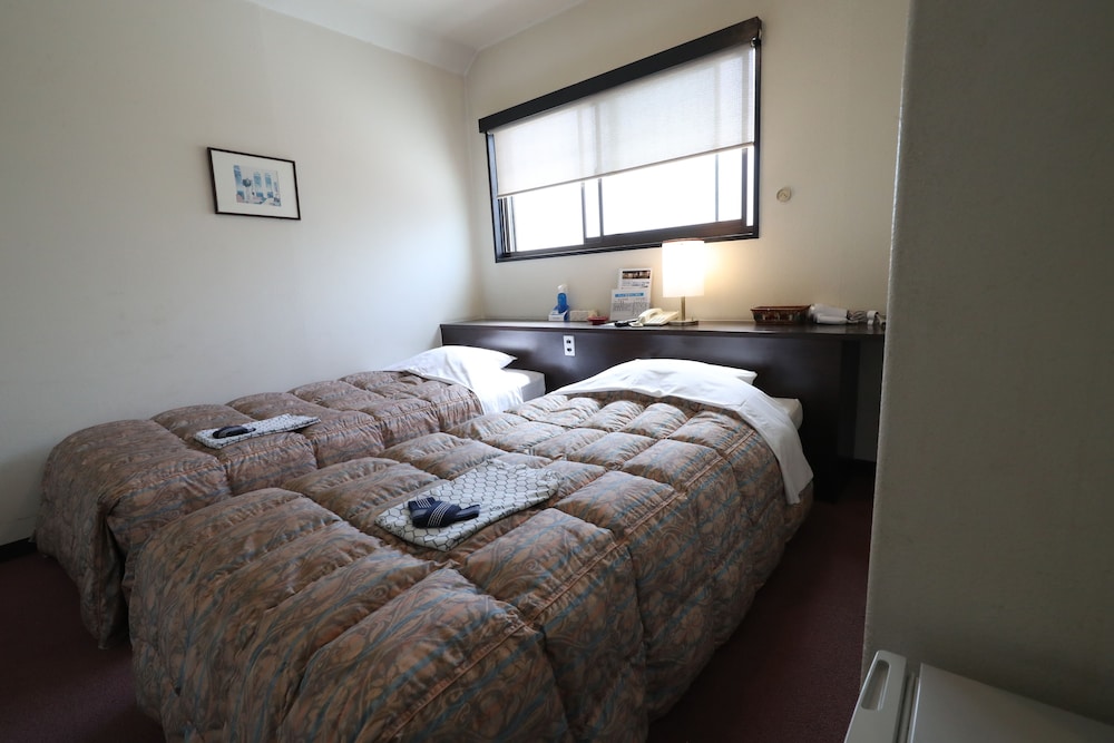 Twin Room - Photo 1