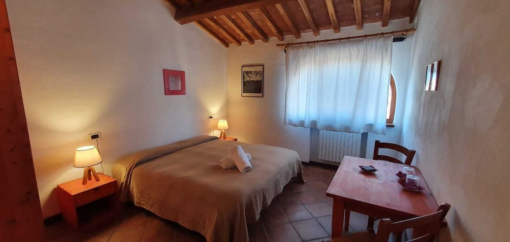 Room photo 2