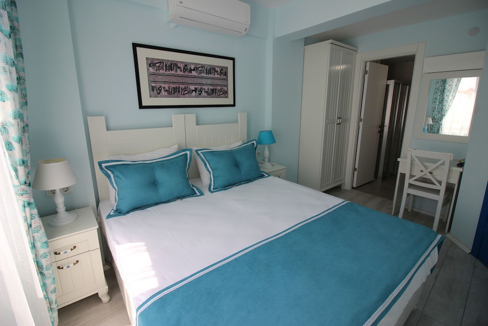 Standard Double Room - Photo 6