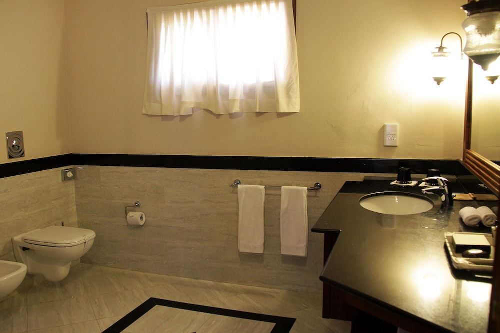 Superior Room - Photo 8