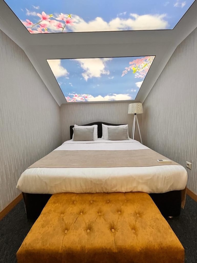 Exclusive Penthouse, 1 Bedroom photo 3