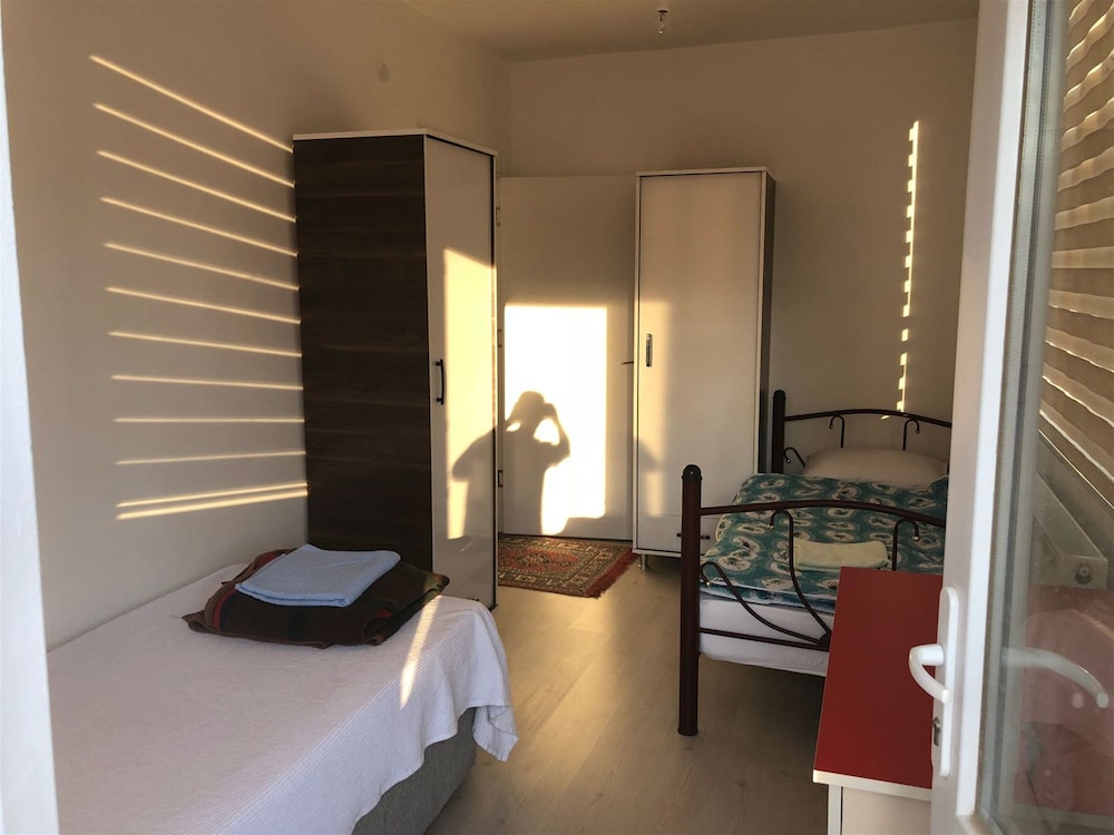 Standard Twin Room, 1 Bedroom, Smoking, Garden Area photo 1