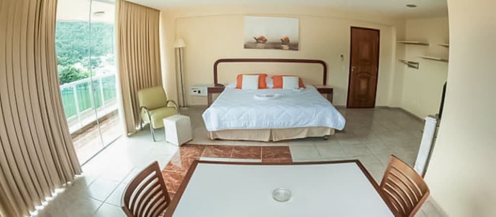 Deluxe Triple Room photo 1