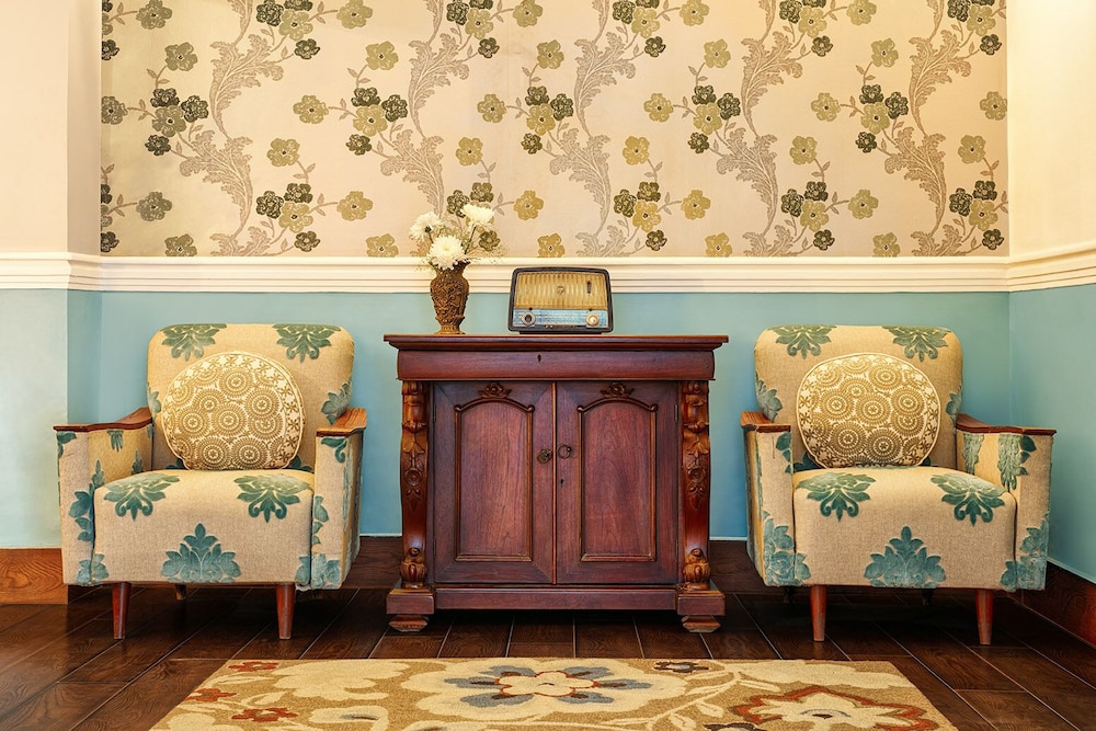 Junior Suite With King Bed photo 3