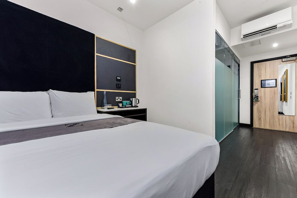 Double Room Accessible, No Windows photo 3