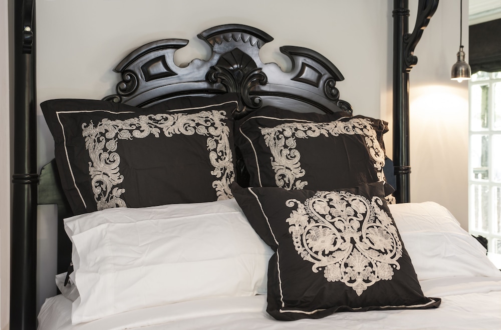 Luxury Cottage, 1 Queen Bed, Non Smoking photo 2