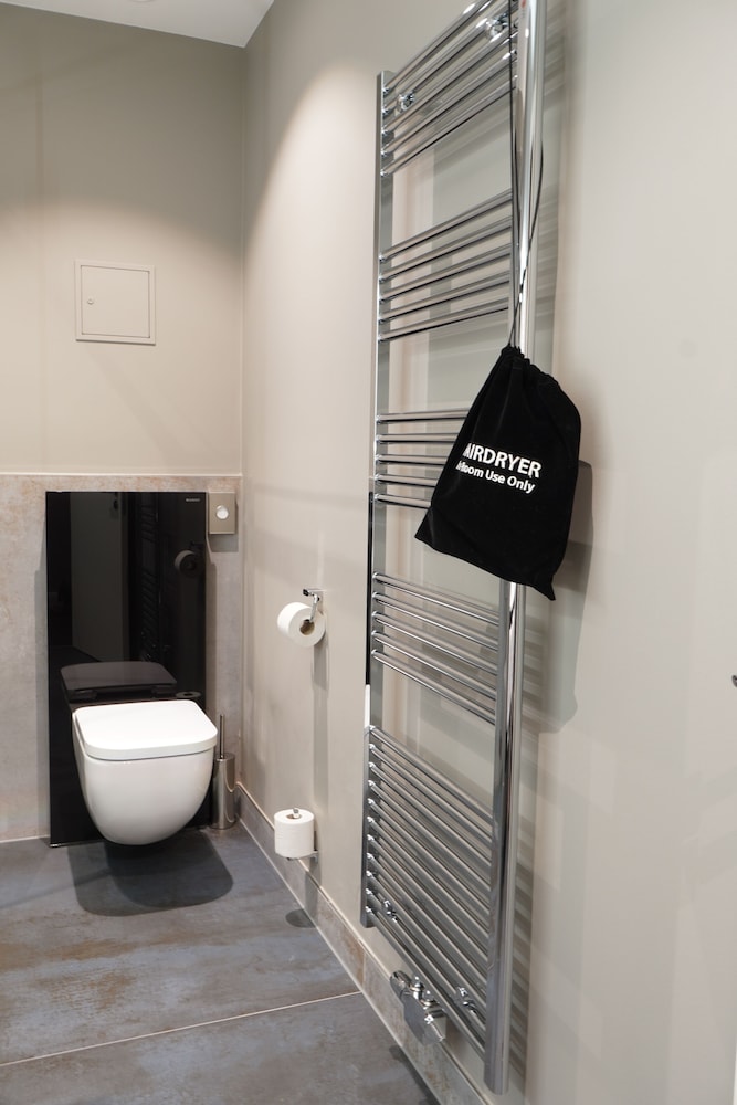 Standard Double Room - Photo 9