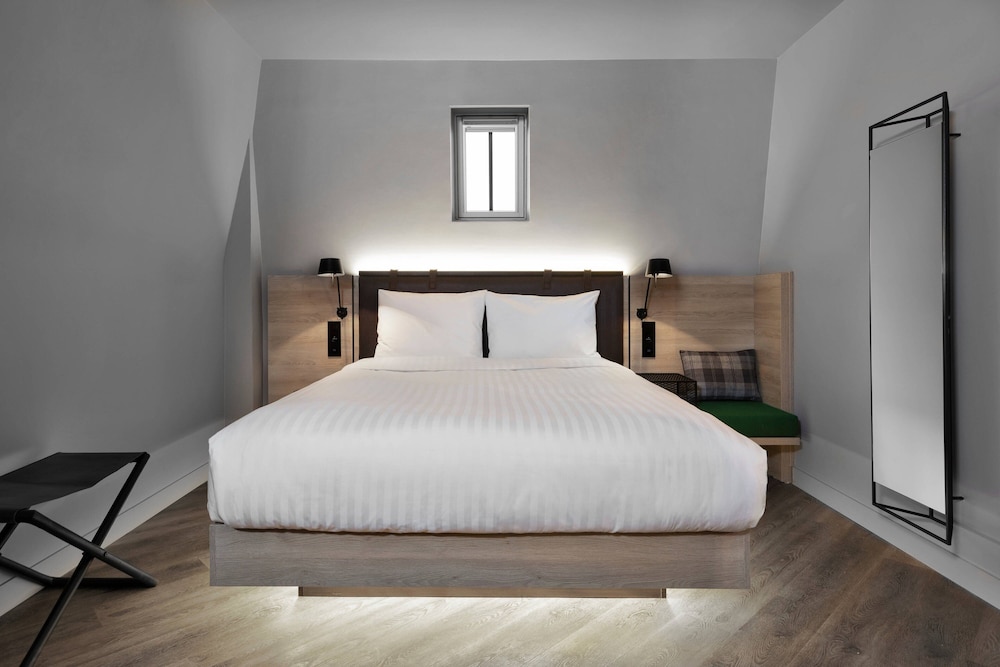 Room, 1 Queen Bed - Photo 6